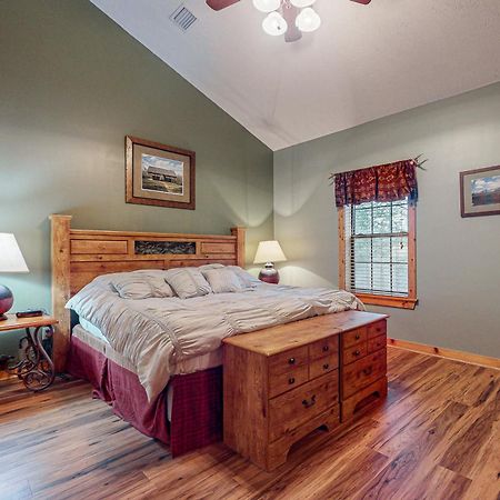 Cozy Cub Cabin Gatlinburg Exterior photo